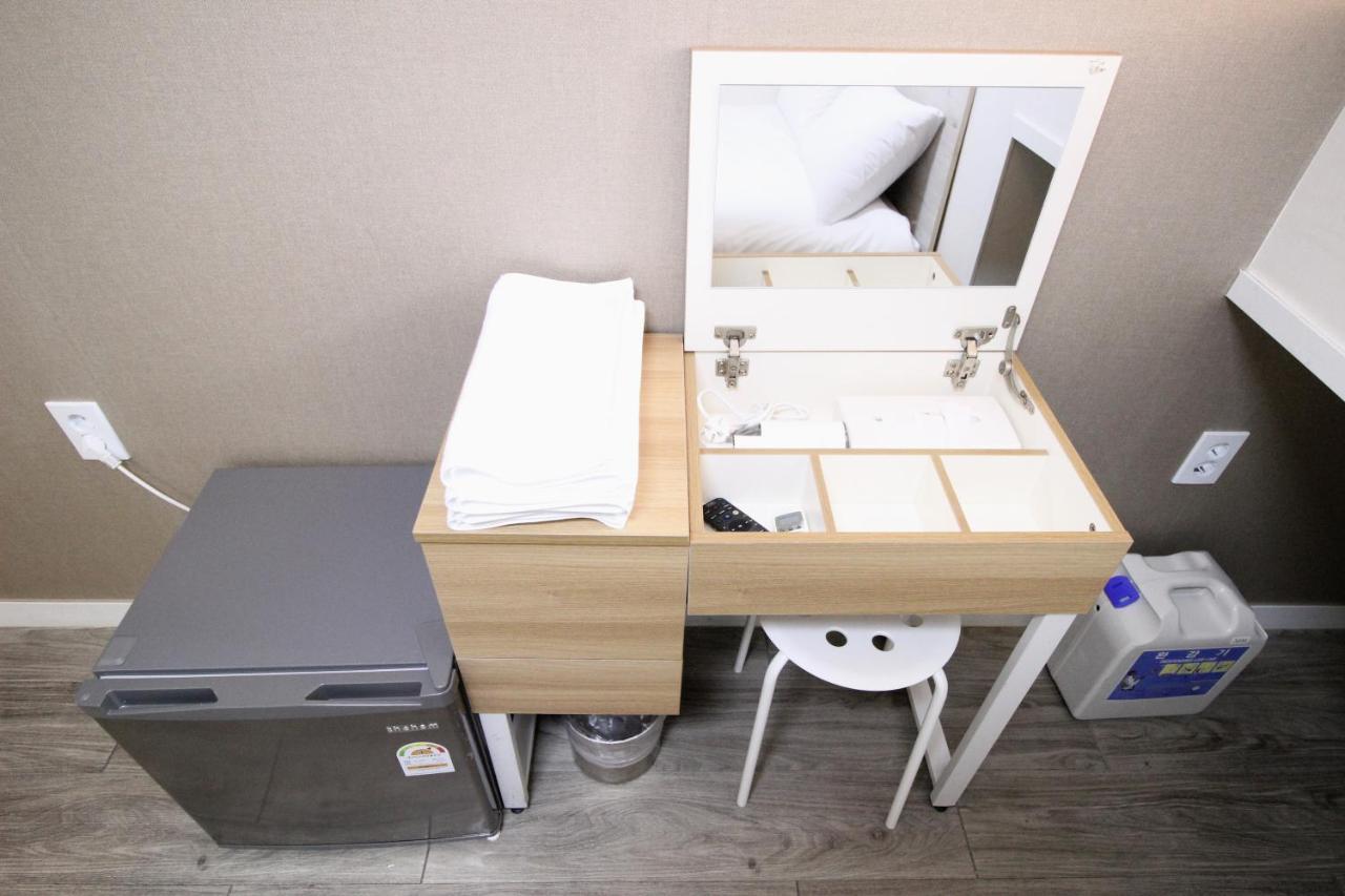 Hotel Golden Park Myeongdong Seul Zewnętrze zdjęcie