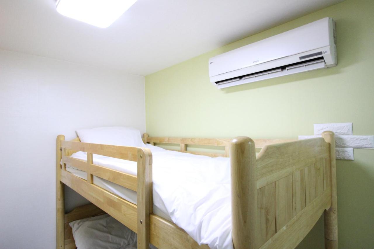 Hotel Golden Park Myeongdong Seul Zewnętrze zdjęcie
