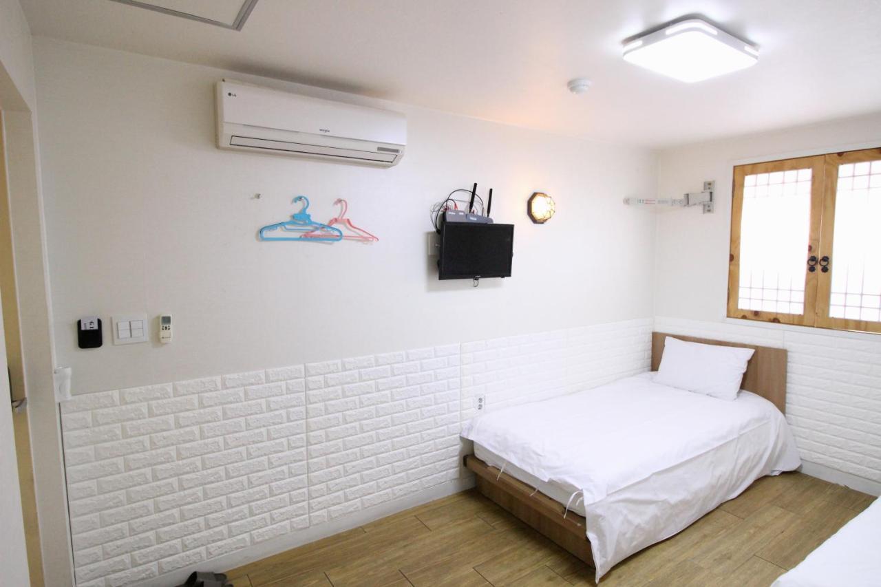 Hotel Golden Park Myeongdong Seul Zewnętrze zdjęcie