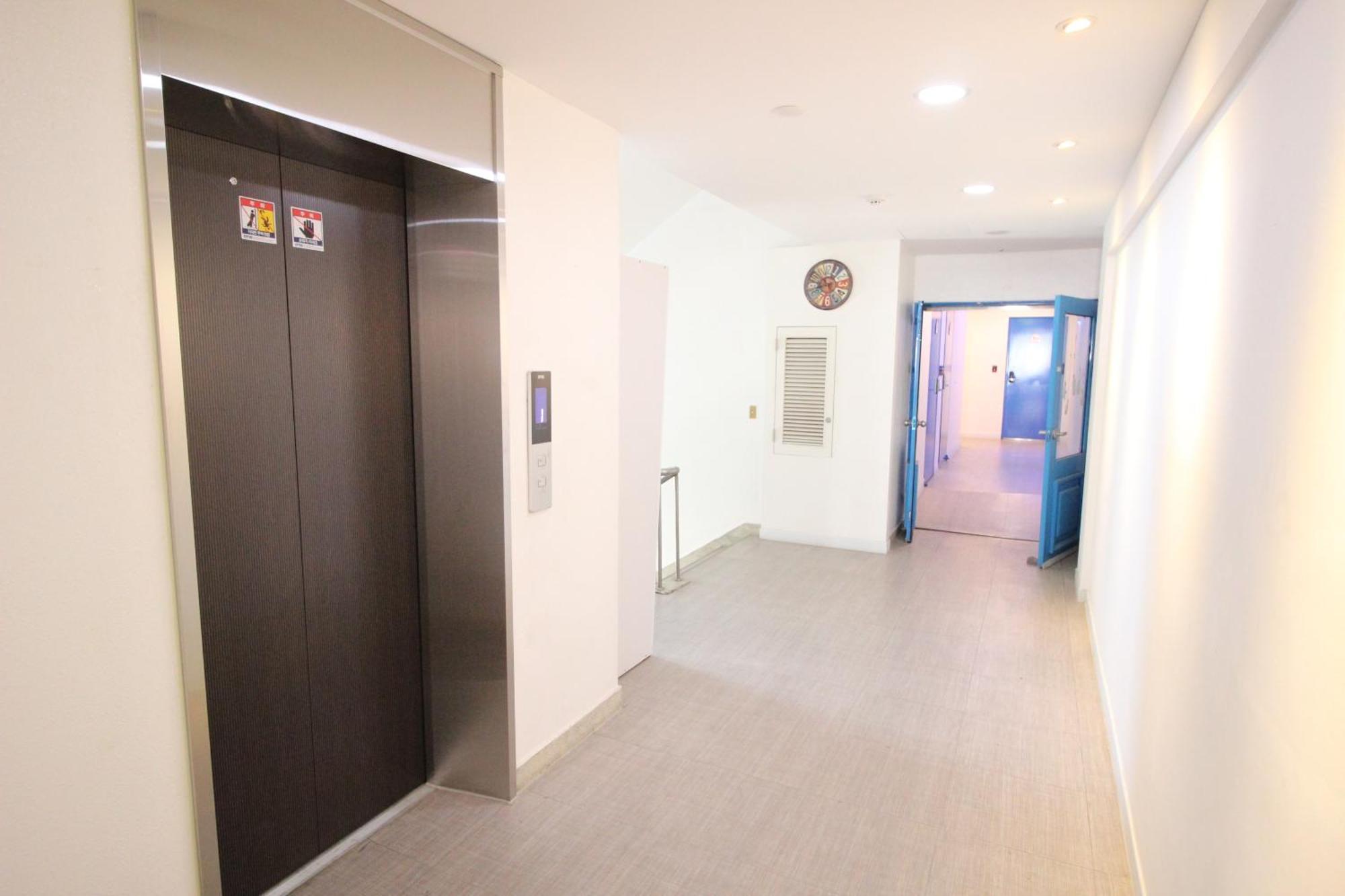 Hotel Golden Park Myeongdong Seul Zewnętrze zdjęcie