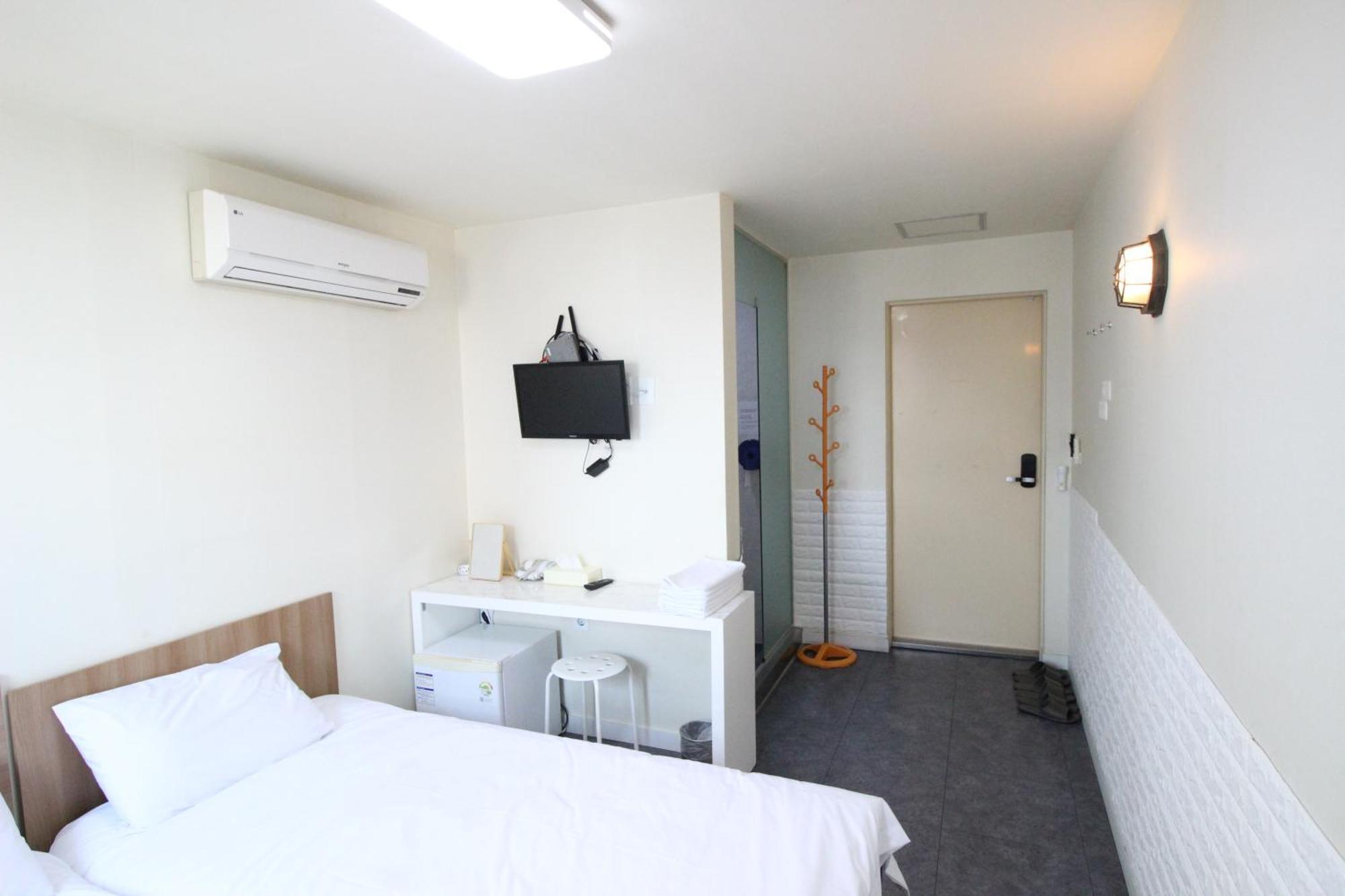 Hotel Golden Park Myeongdong Seul Zewnętrze zdjęcie