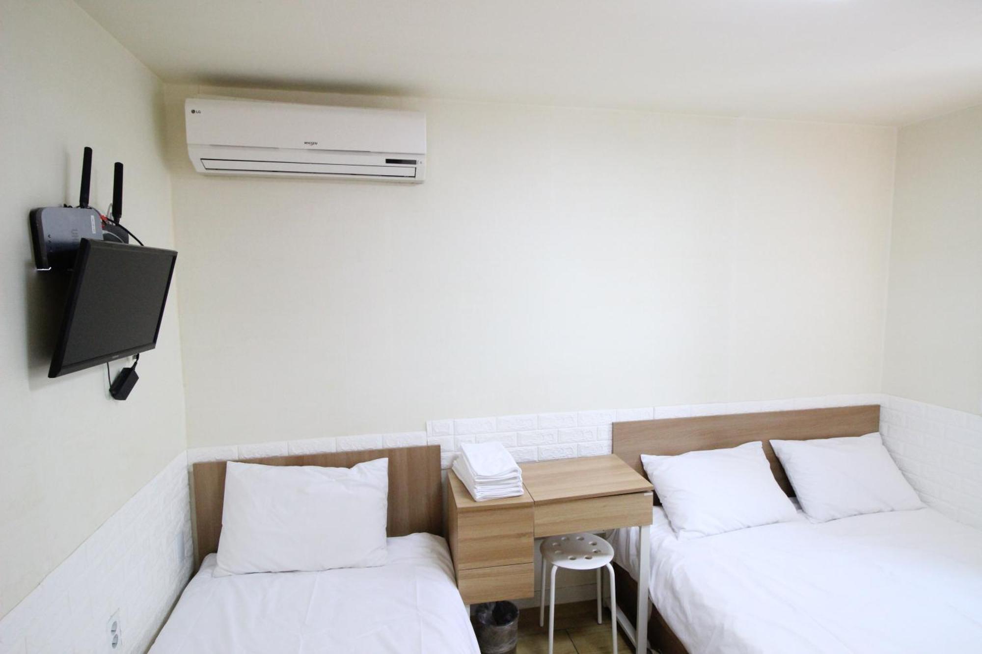 Hotel Golden Park Myeongdong Seul Zewnętrze zdjęcie