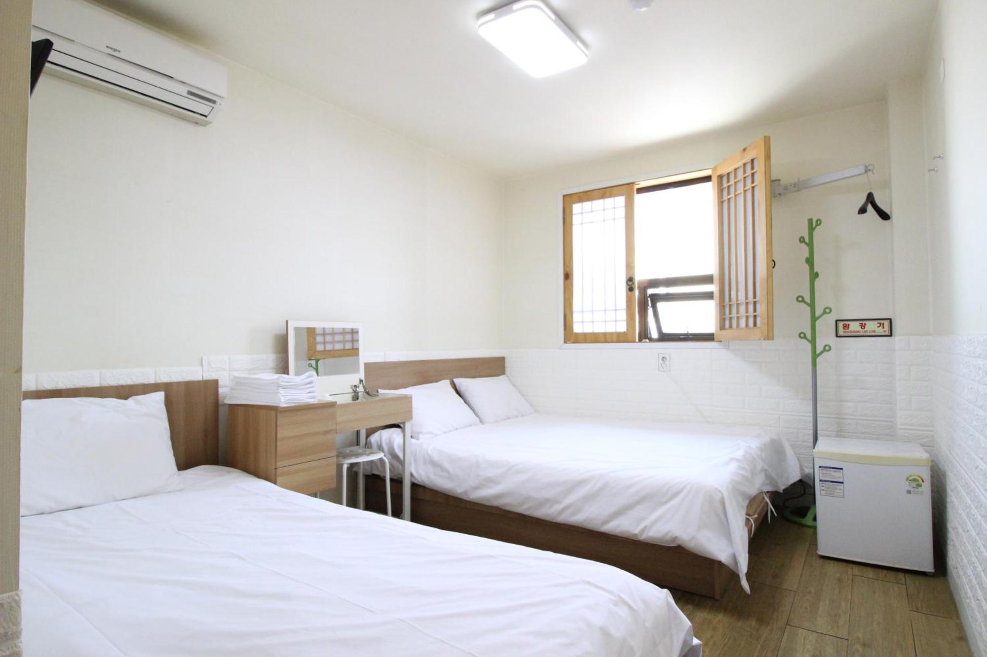 Hotel Golden Park Myeongdong Seul Zewnętrze zdjęcie